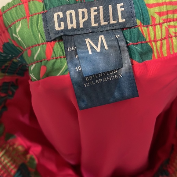 Capelle NEW shorts/swim/bike/run Sz Medium. Still selling on website - Picture 7 of 9